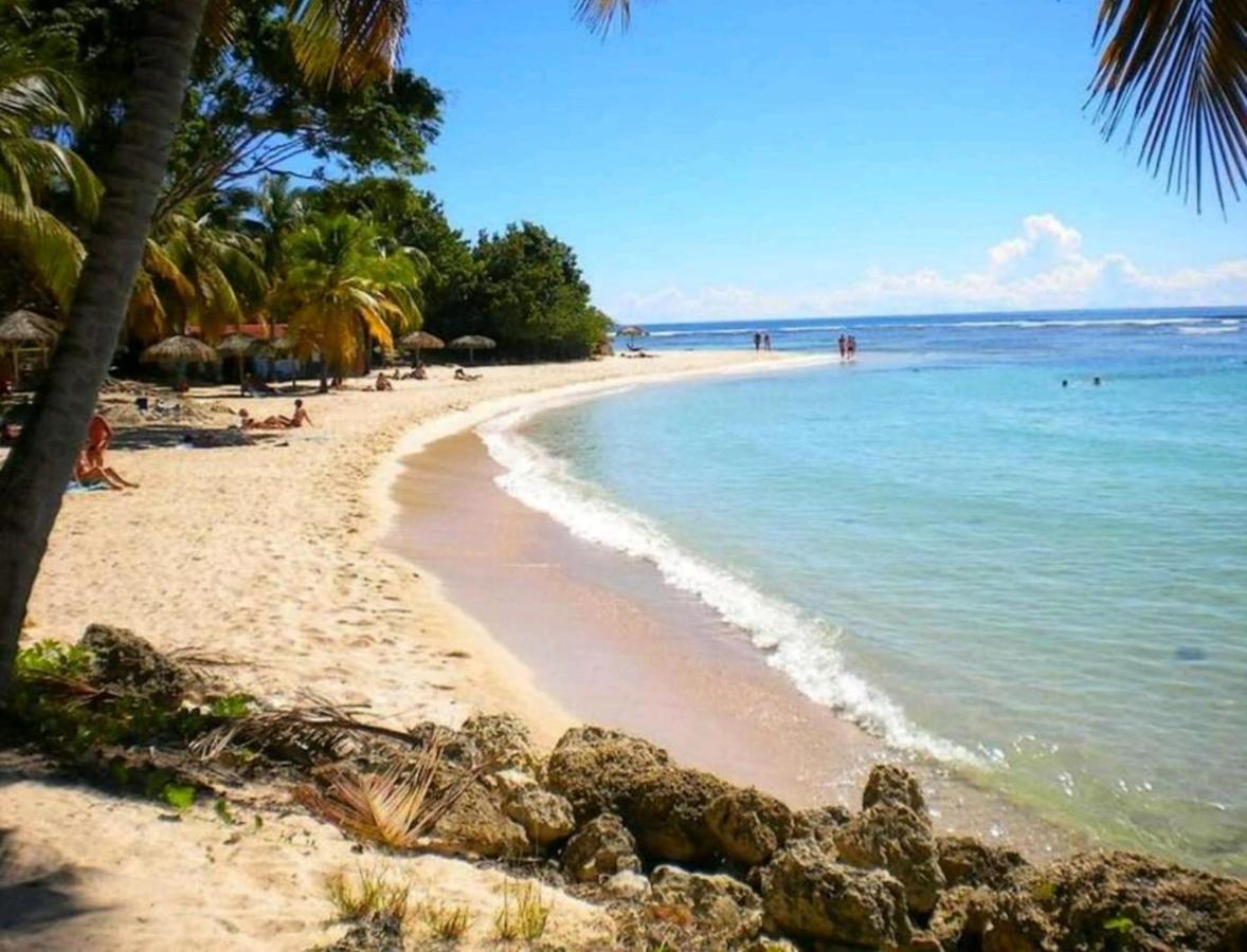 Anse Des Rochers - Ti Kaz Milouma Saint-Francois  Exterior photo